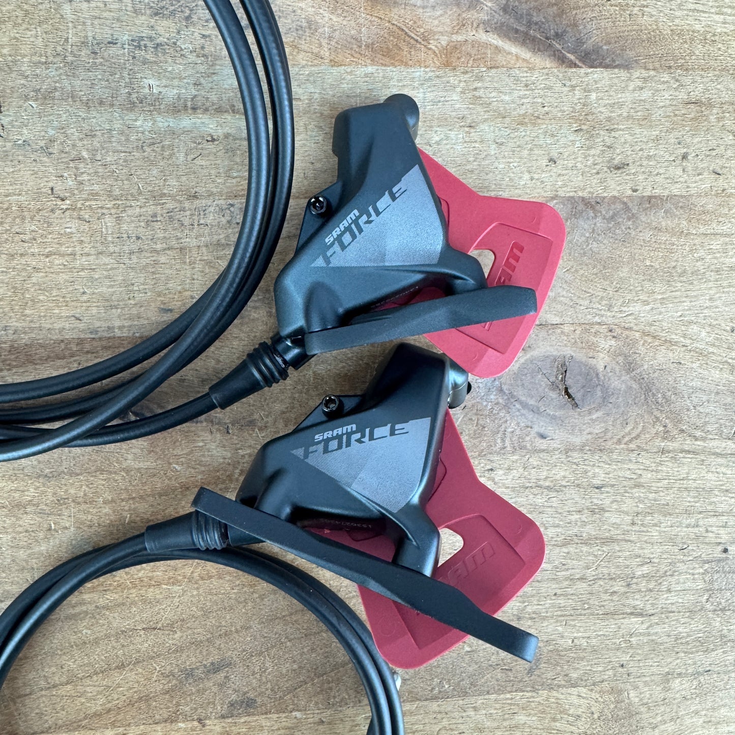 New SRAM Force AXS Flat-Mount w/Adapters and Lines Disc Brake Calipers MSRP $200