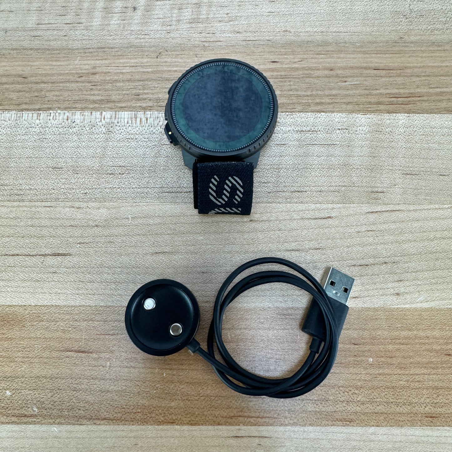 Light Use! Suunto Vertical Titanium Solar GPS Watch + S/M Strap