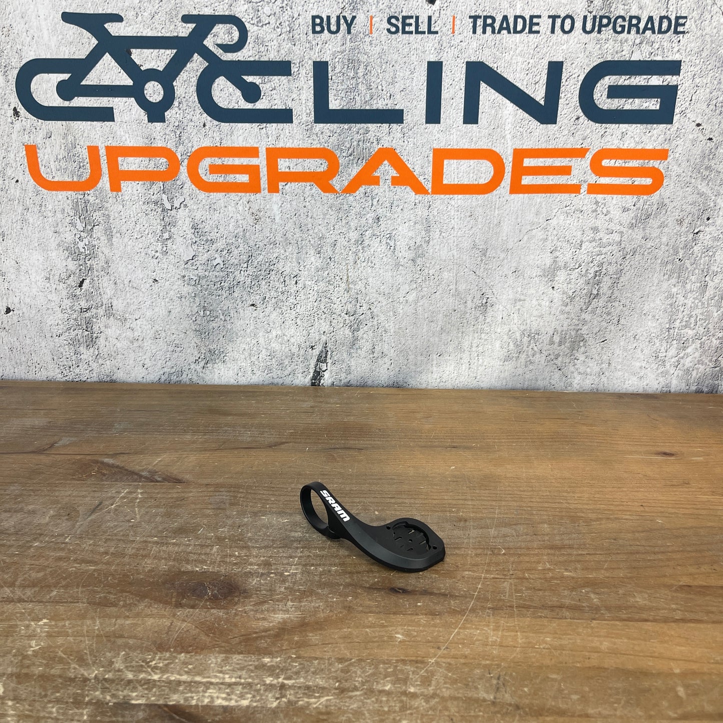 SRAM Out Front Cycling Computer Mount for Garmin 31.8mm
