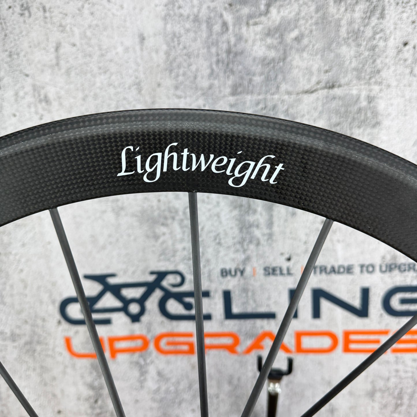 Lightweight Meilenstein 24E Carbon Clincher Rear Wheel 700c Rim Brake 738g