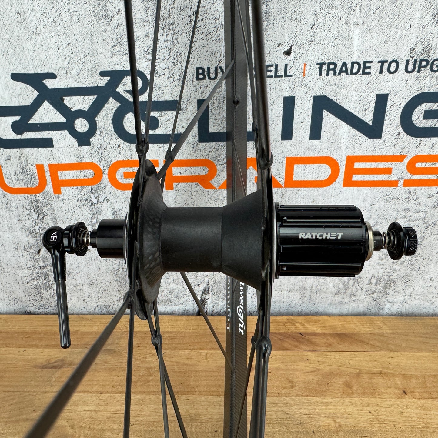 Lightweight Meilenstein 24E Carbon Clincher Rear Wheel 700c Rim Brake 738g