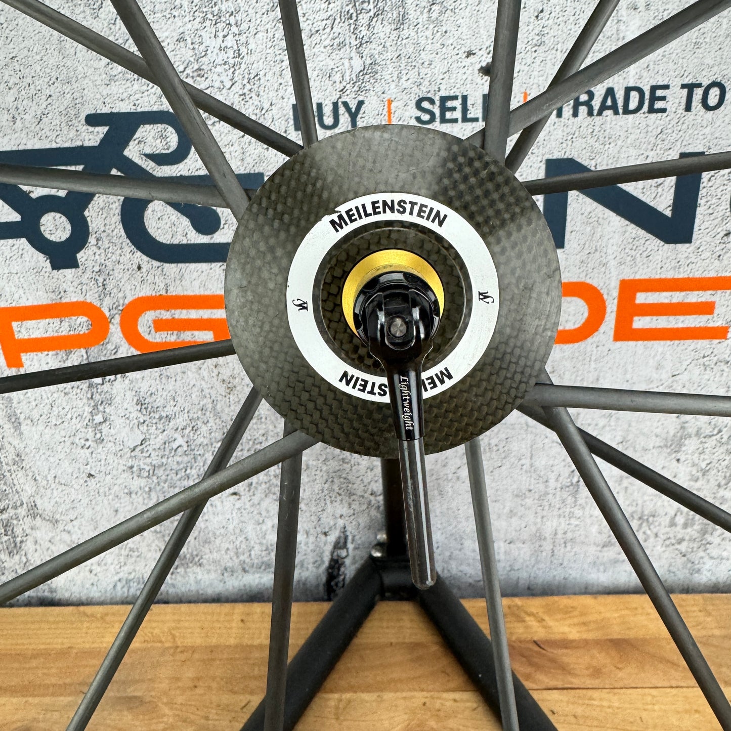 Lightweight Meilenstein Carbon Clincher Front Wheel 700c Rim Brake 547g