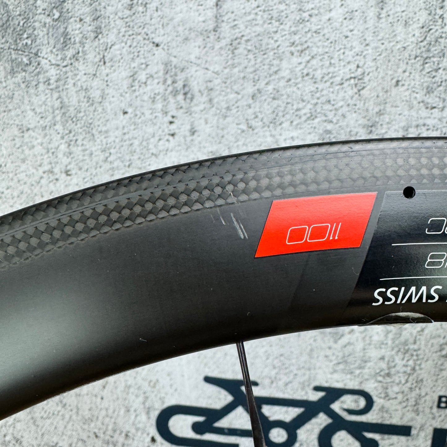 Low Mile! DT Swiss ARC 1100 Dicut Carbon Tubeless Wheelset 700c Rim Brake 1540g