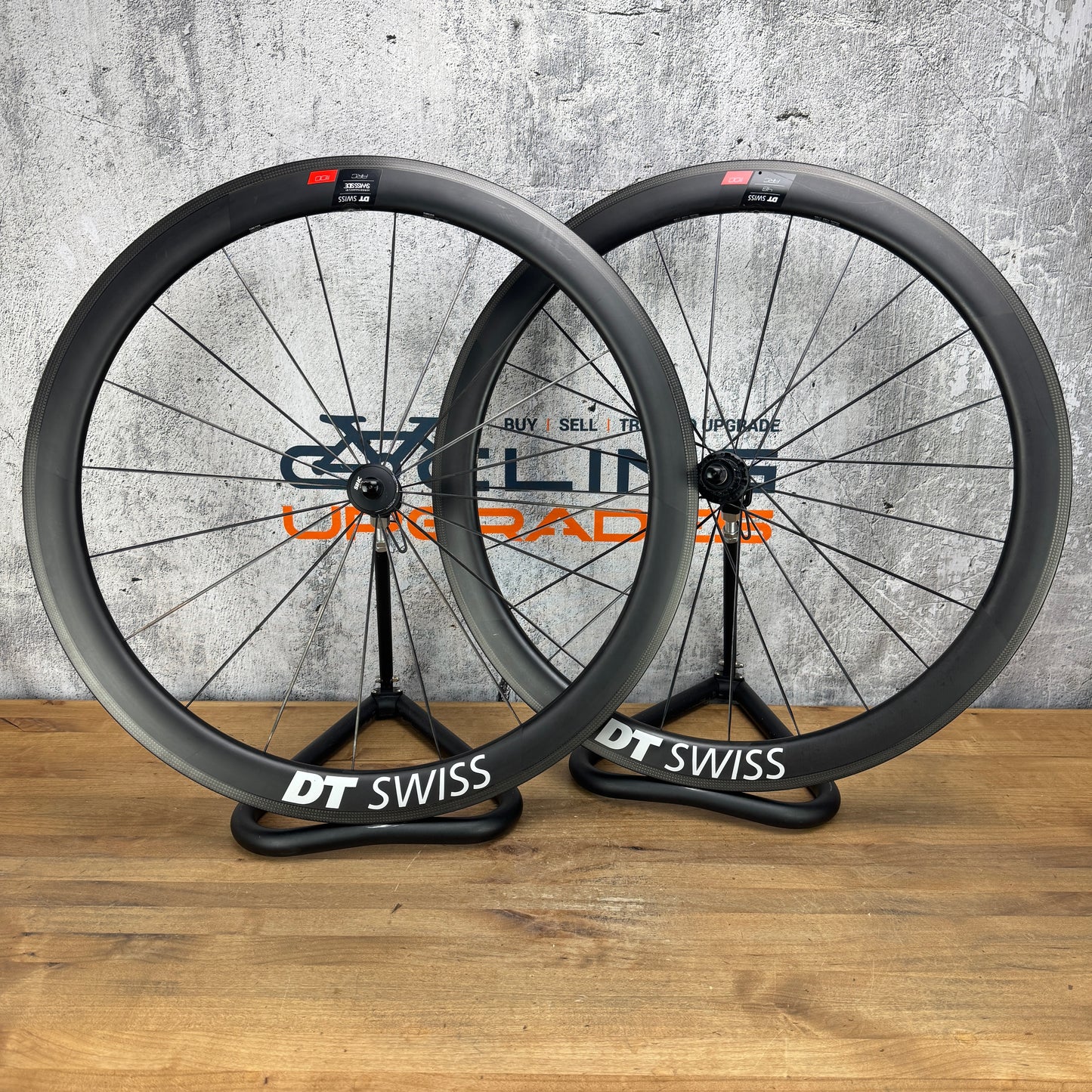 Low Mile! DT Swiss ARC 1100 Dicut Carbon Tubeless Wheelset 700c Rim Brake 1540g