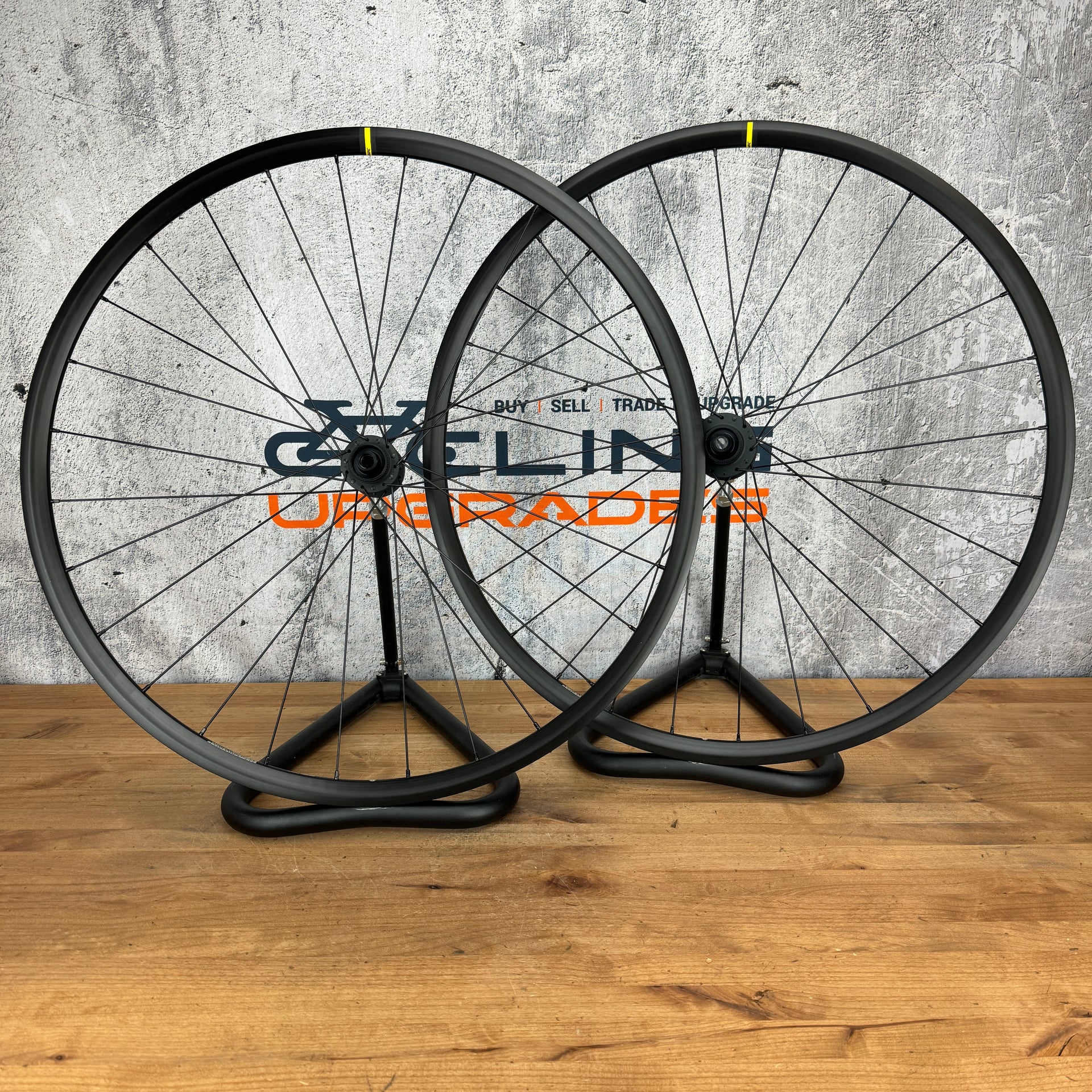 Mint! Mavic Open Alloy Clincher Center Lock Disc Brake Wheelset 
