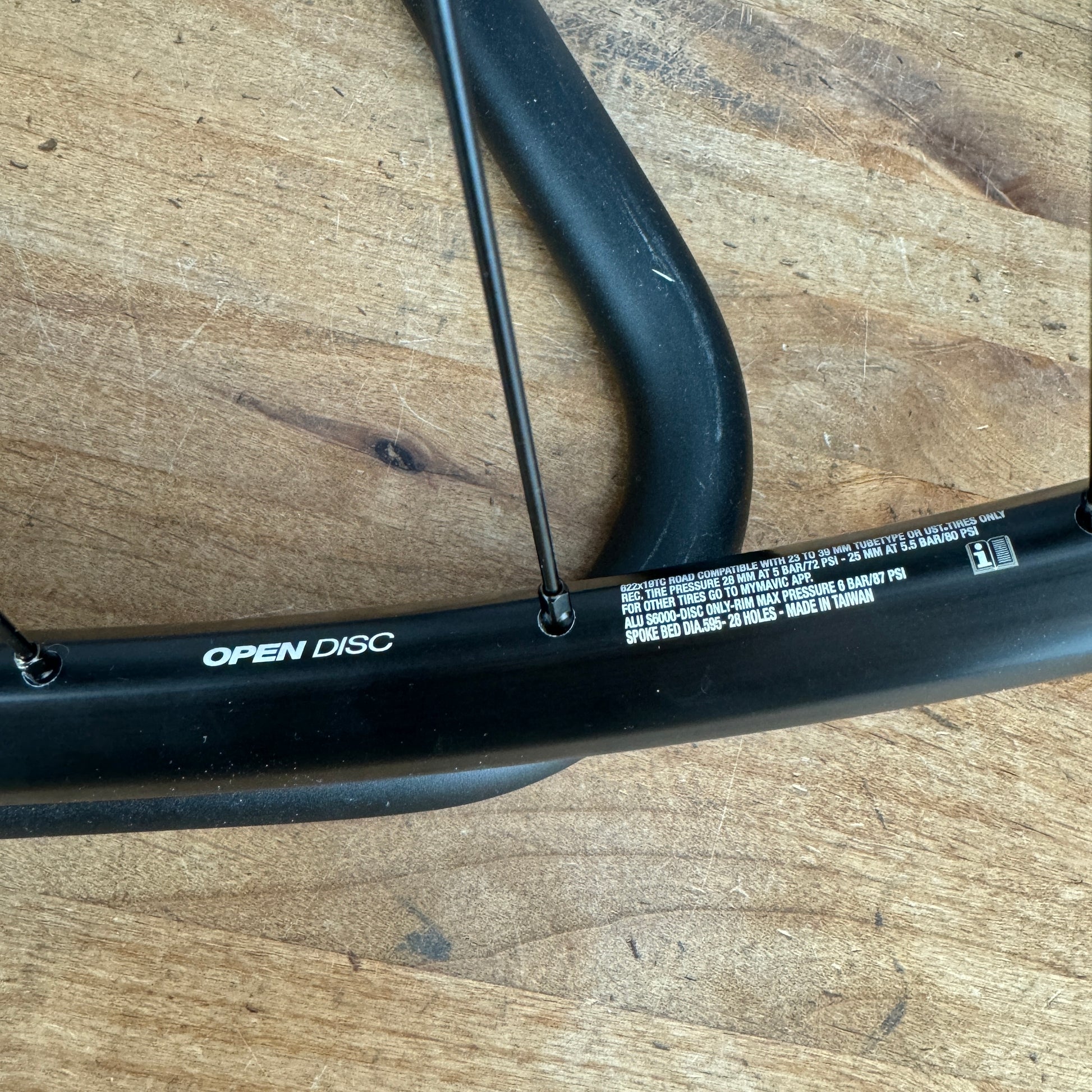 Mint! Mavic Open Alloy Clincher Center Lock Disc Brake Wheelset 