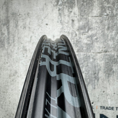 Low Mile! Enve SES 3.4 Carbon Tubeless Disc Wheelset 700c Chris King R45D 1503g