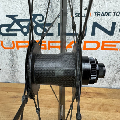 Lightweight Meilenstein EVO Schwarz Carbon Tubeless Disc Front Wheel 700c 666g