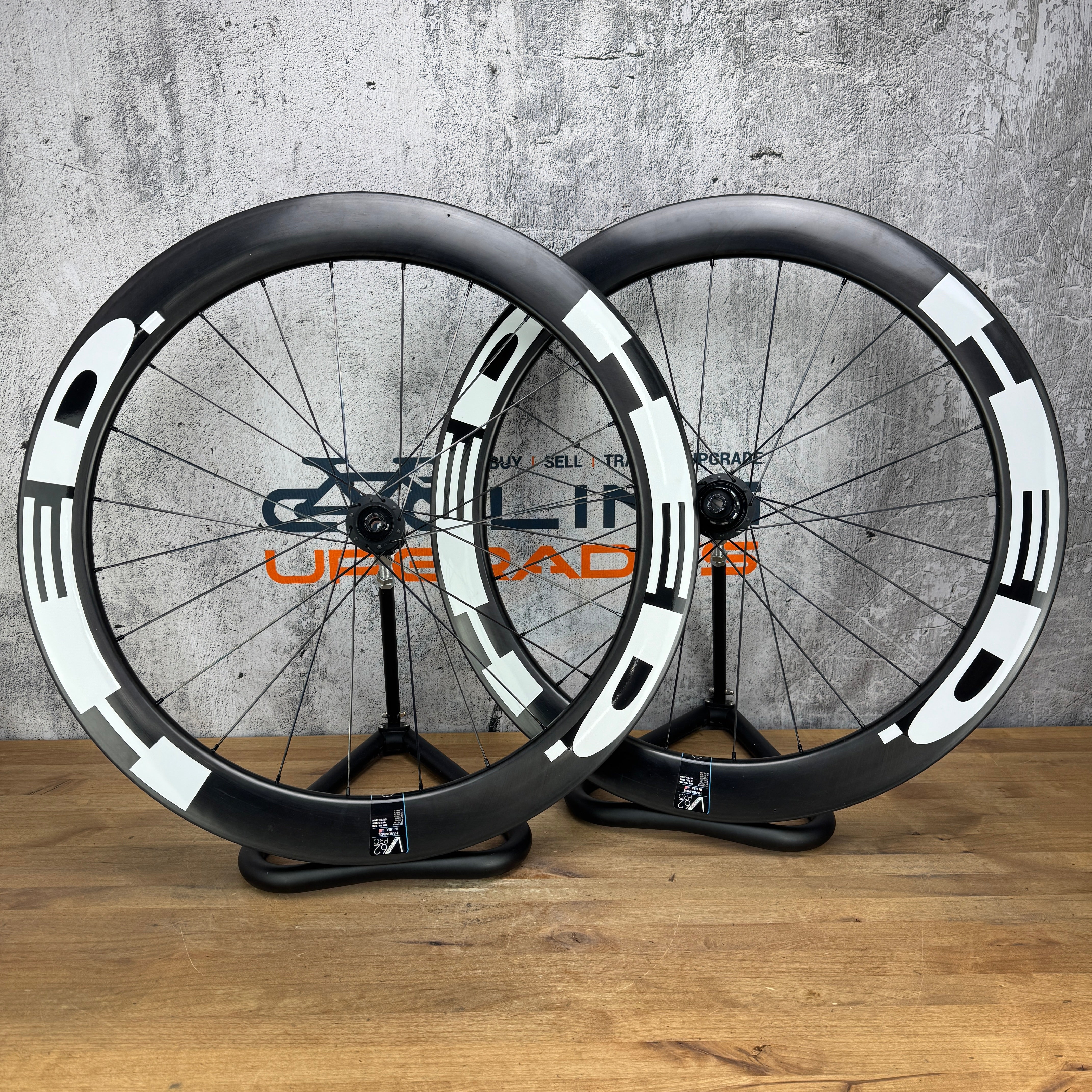 Low Mile! HED Vanquish Pro V62 Carbon Tubeless Disc Wheelset 700c