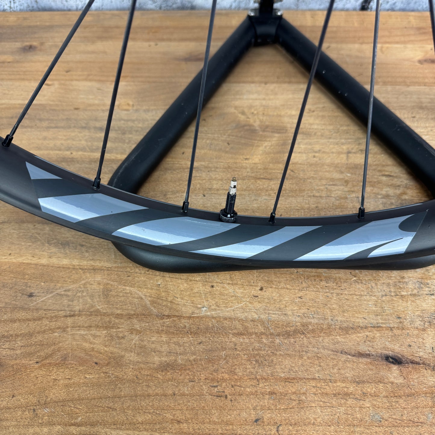 Ibis S35 MX Carbon Tubeless Disc Brake Wheelset 29" I9 Hydra Hubs 1680g