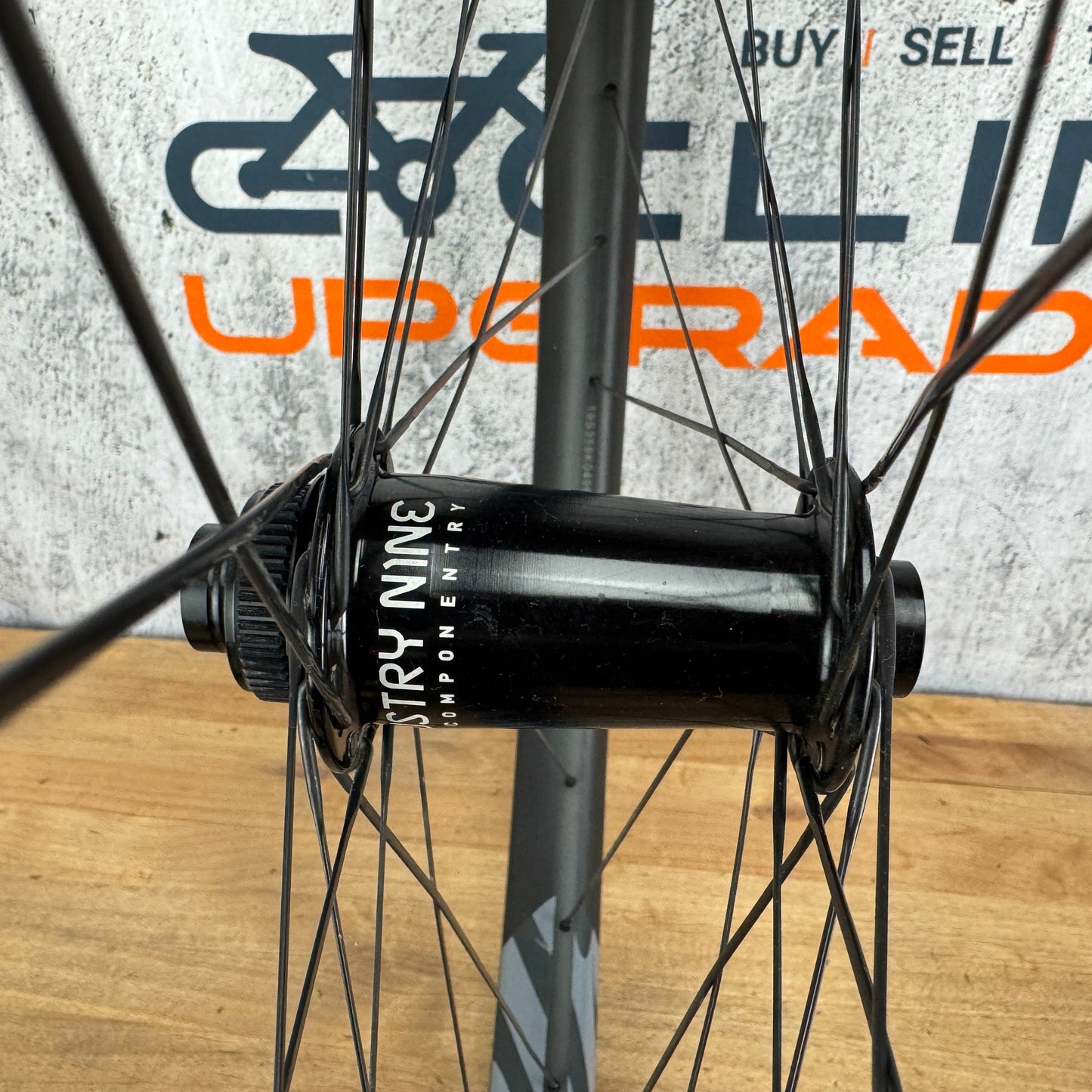 Ibis S35 MX Carbon Tubeless Disc Brake Wheelset 29" I9 Hydra Hubs 1680g
