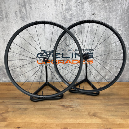 Low Mile! Bontrager Paradigm Pro 30 Carbon Tubeless Gravel Wheelset 700c 1411g