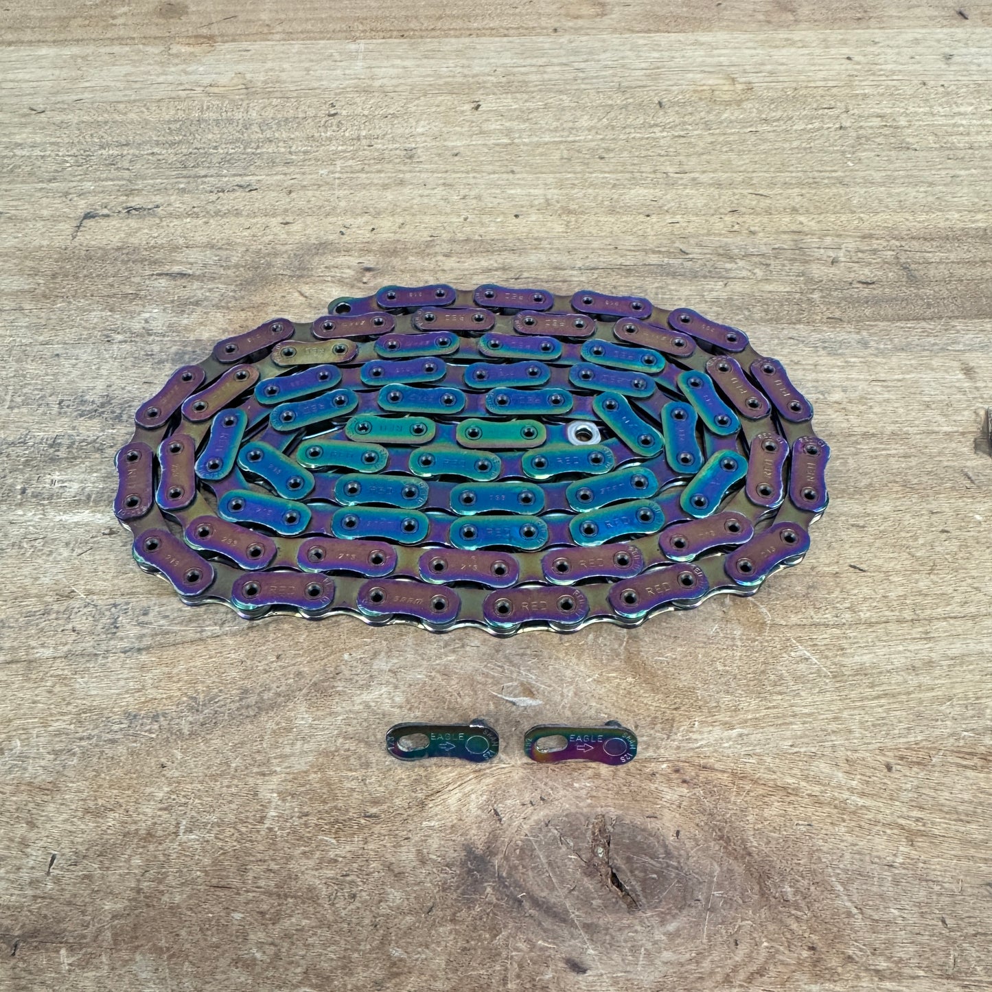 Light Wear SRAM CN-RED-D1 Red D1 Flattop 12-Speed 114 Links Rainbow Bike Chain