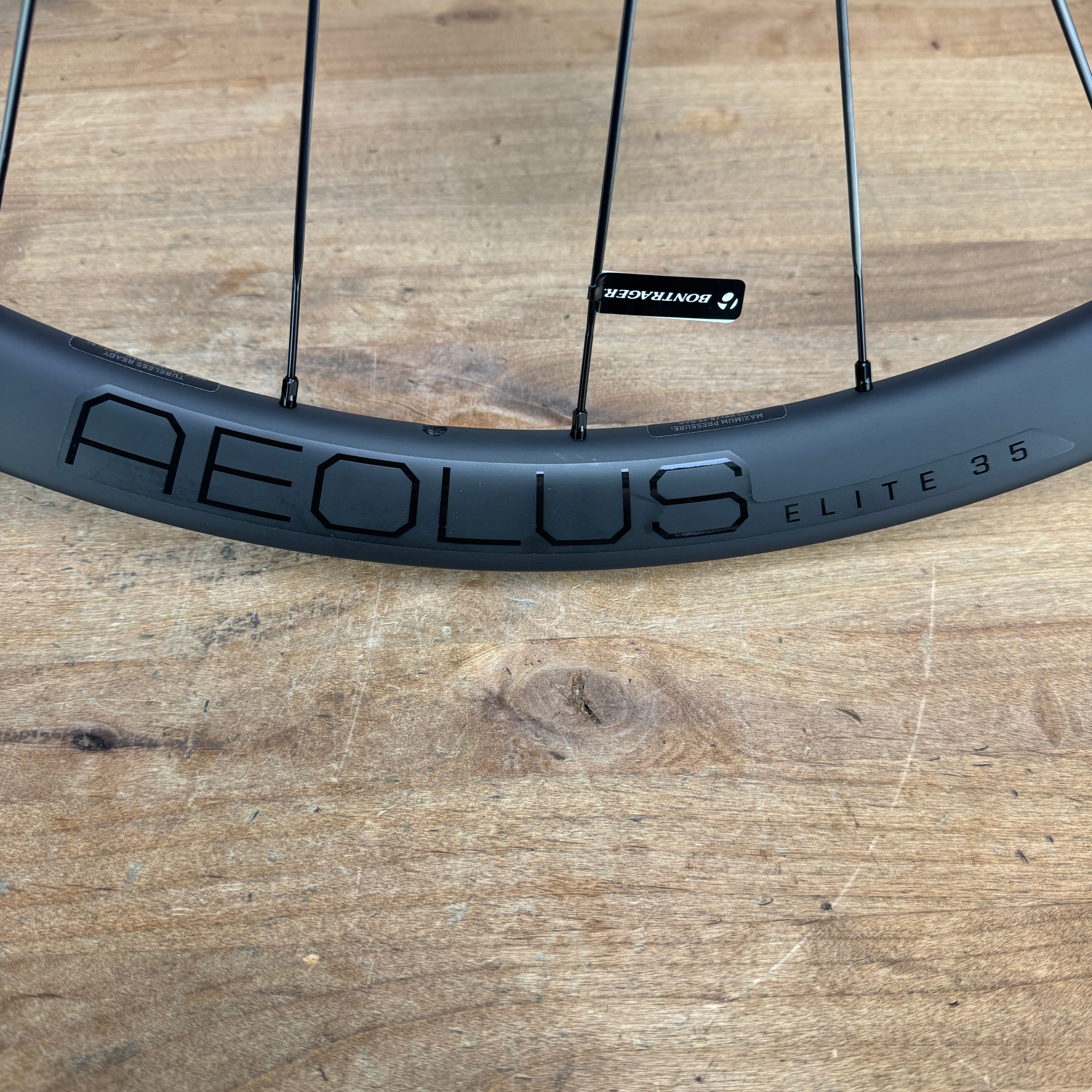 New! Bontrager Aeolus Elite 35 Tubeless Disc Brake Carbon Rear