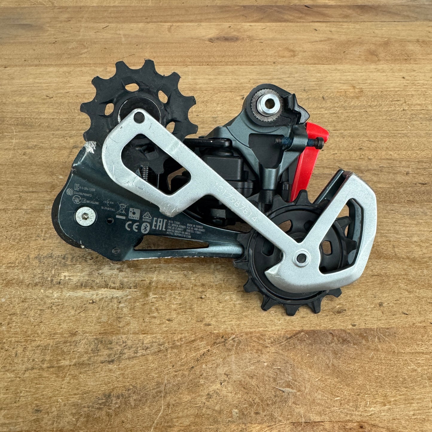 SRAM Eagle XO1 AXS 12-Speed 52T Max Cog Size Electronic Rear Derailleur 368g