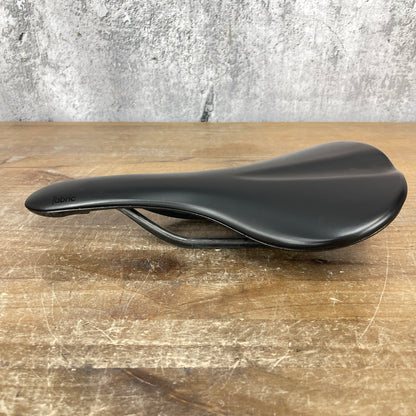 Fabric Scoop Ultimate Flat 142mm Carbon Rails Road Bike Saddle 185g