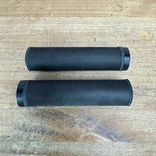 Specialized Trail Lock-on Black MTB Flat Bar Handlebar Bike Grips 115g
