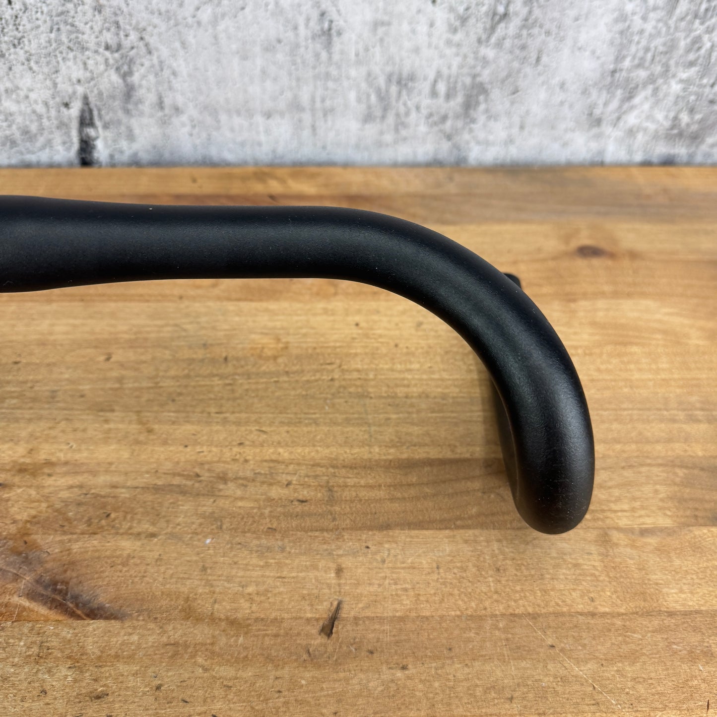 New Takeoff! Specialized Short Reach Flared 42/47cm Alloy 31.8mm Handlebar 301g