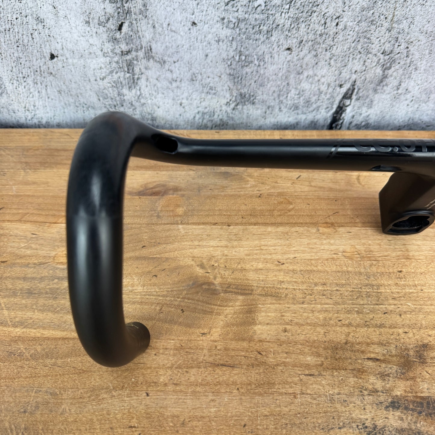 Low Mile! Colnago CC.01 41cm x 100mm -6 Degree Carbon Integrated Handlebar 320g