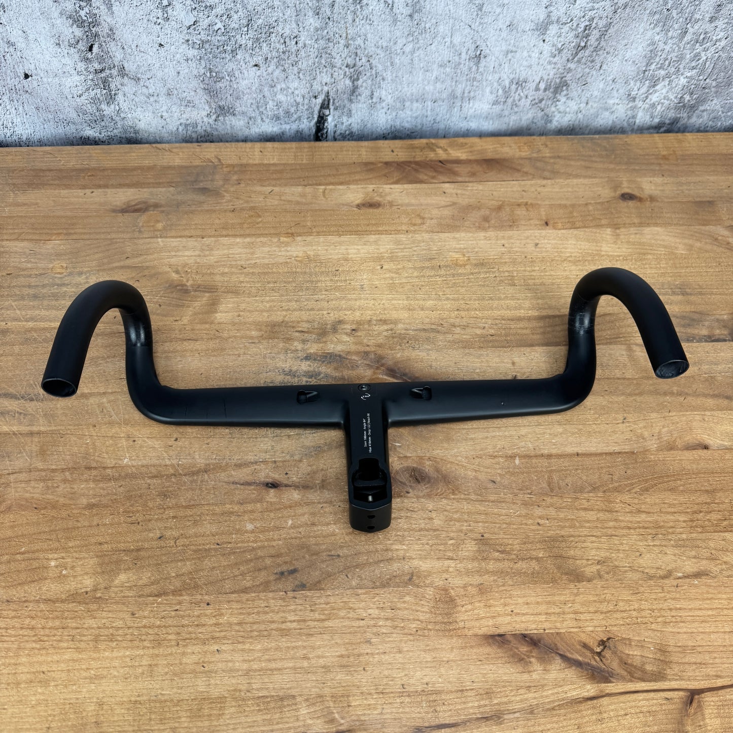 Low Mile! Colnago CC.01 41cm x 100mm -6 Degree Carbon Integrated Handlebar 320g