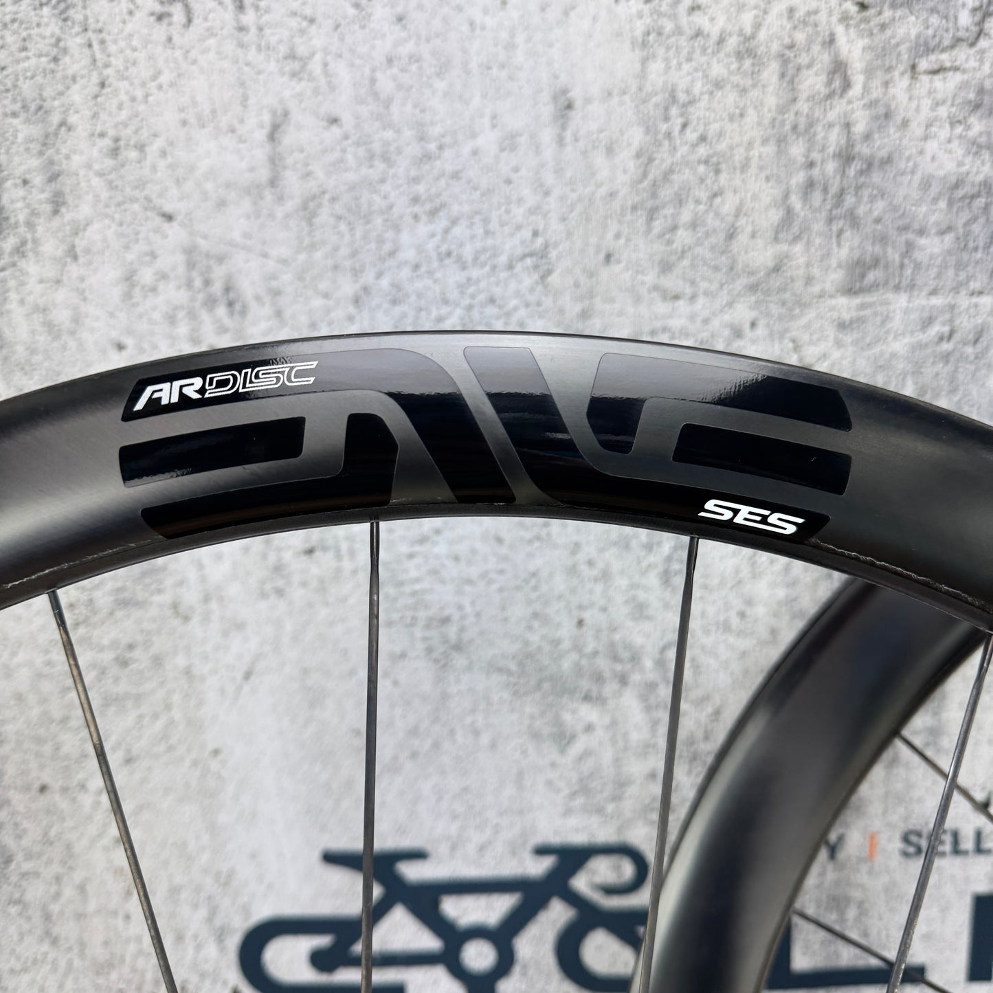 Low Mile! Enve SES 3.4 AR Carbon Tubeless Hookless Disc Wheelset 700c 1472g