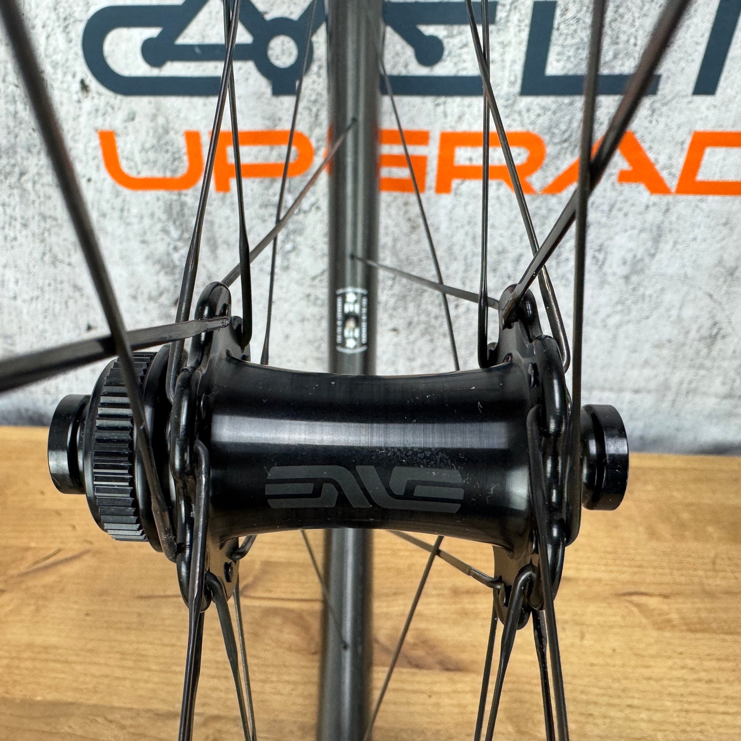 Low Mile! Enve SES 3.4 AR Carbon Tubeless Hookless Disc Wheelset 700c 1472g