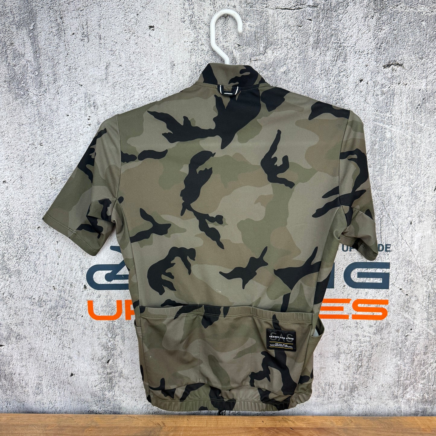 Light Wear! Search and State S2-R Men's Medium Short Sleeve Camo Cycling Jersey
