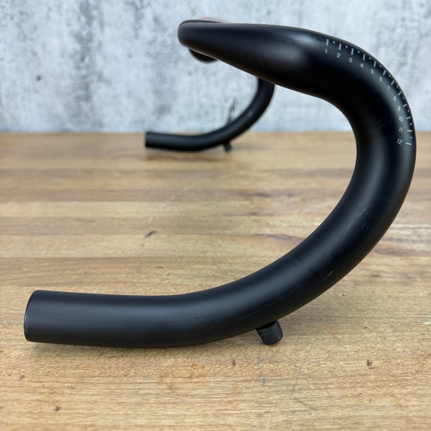 Bontrager RSL 40cm 31.8mm 80mm Reach 124mm Carbon Handlebar 139g