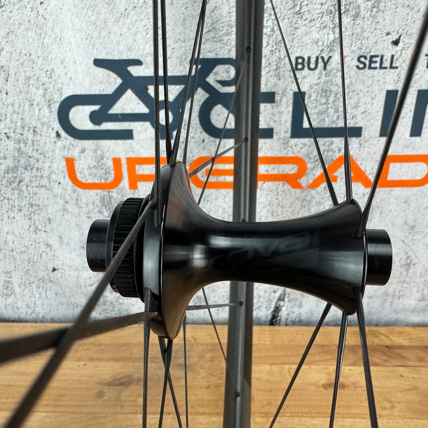 New Takeoff! Roval Alpinist CLX Carbon Clincher Disc Wheelset 700c 1252g