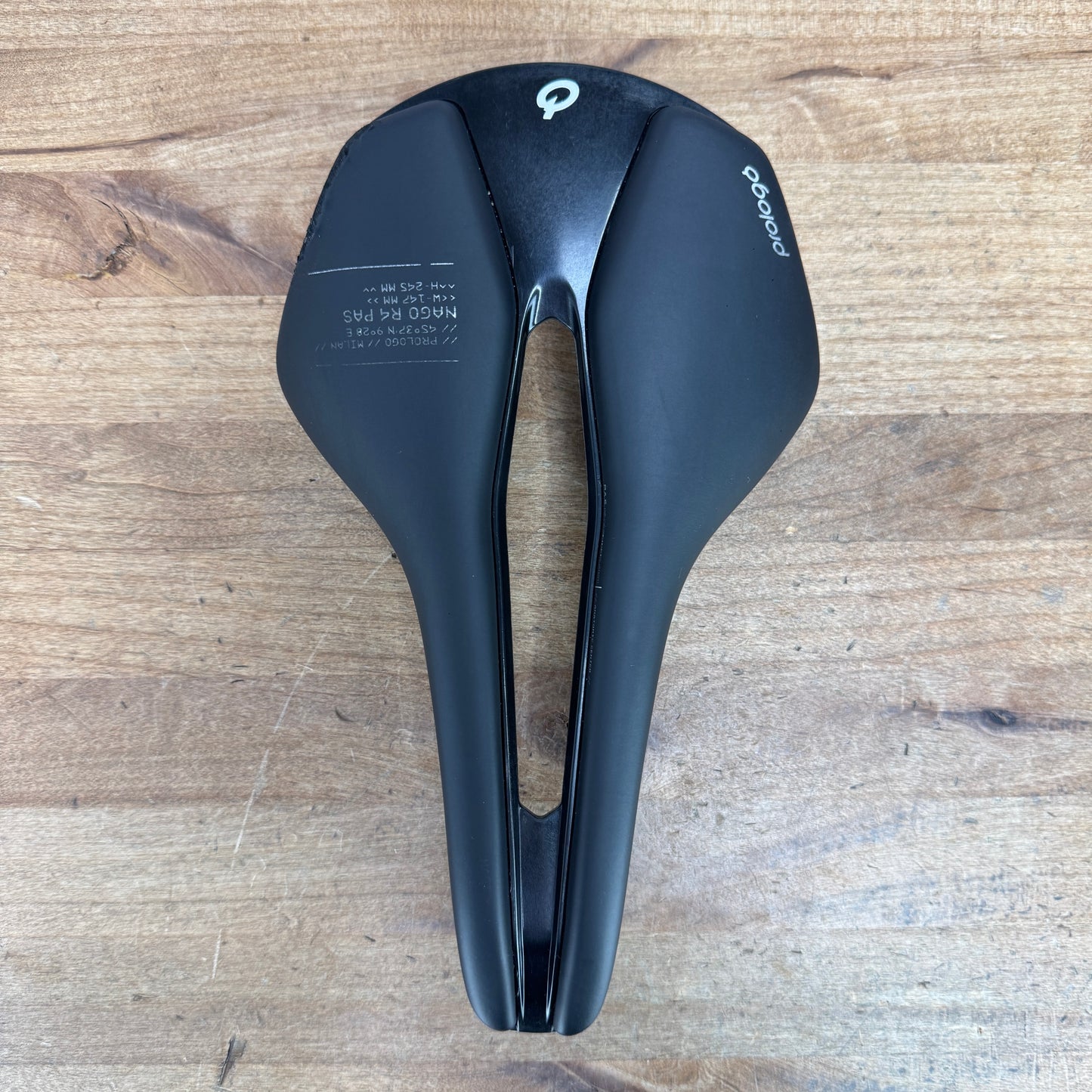 Prologo Nago R4 PAS 147mm 7x7mm Tirox Titanium Rails Bike Saddle 207g