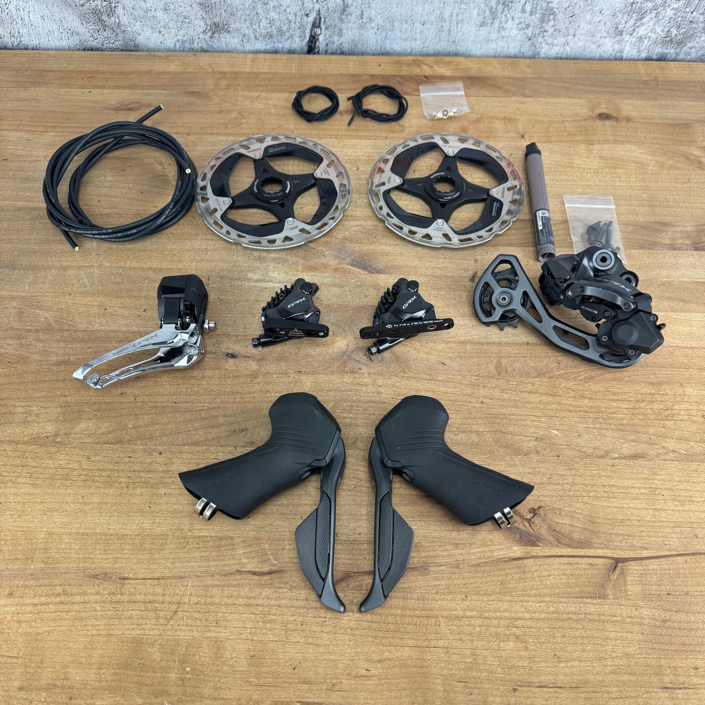 Shimano GRX RX825 Di2 Electronic Hydraulic 12-Speed Gravel Mini Groupset