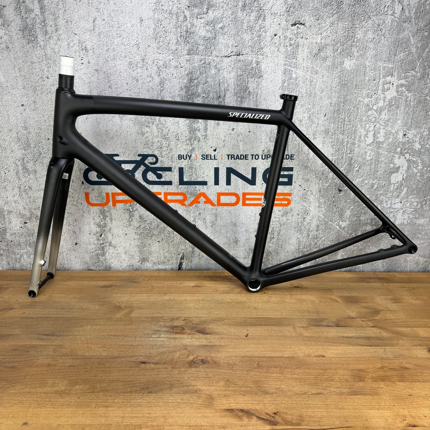Mint! 2023 Specialized Aethos 56cm Carbon Disc Frameset 700c 1207g
