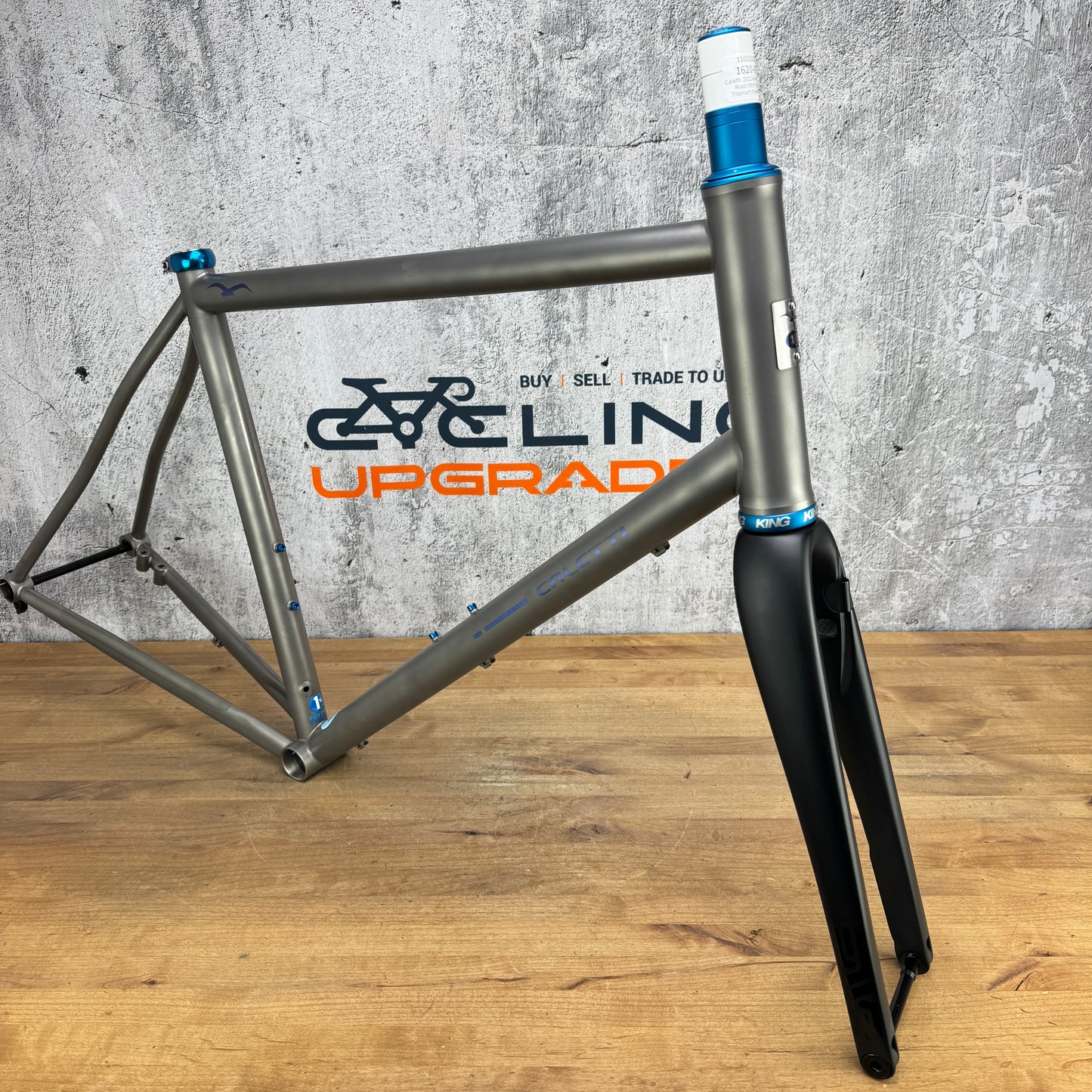 Mint! 2022 Caletti Adventure Road 59cm Titanium Disc Frameset 700c Enve Chris King