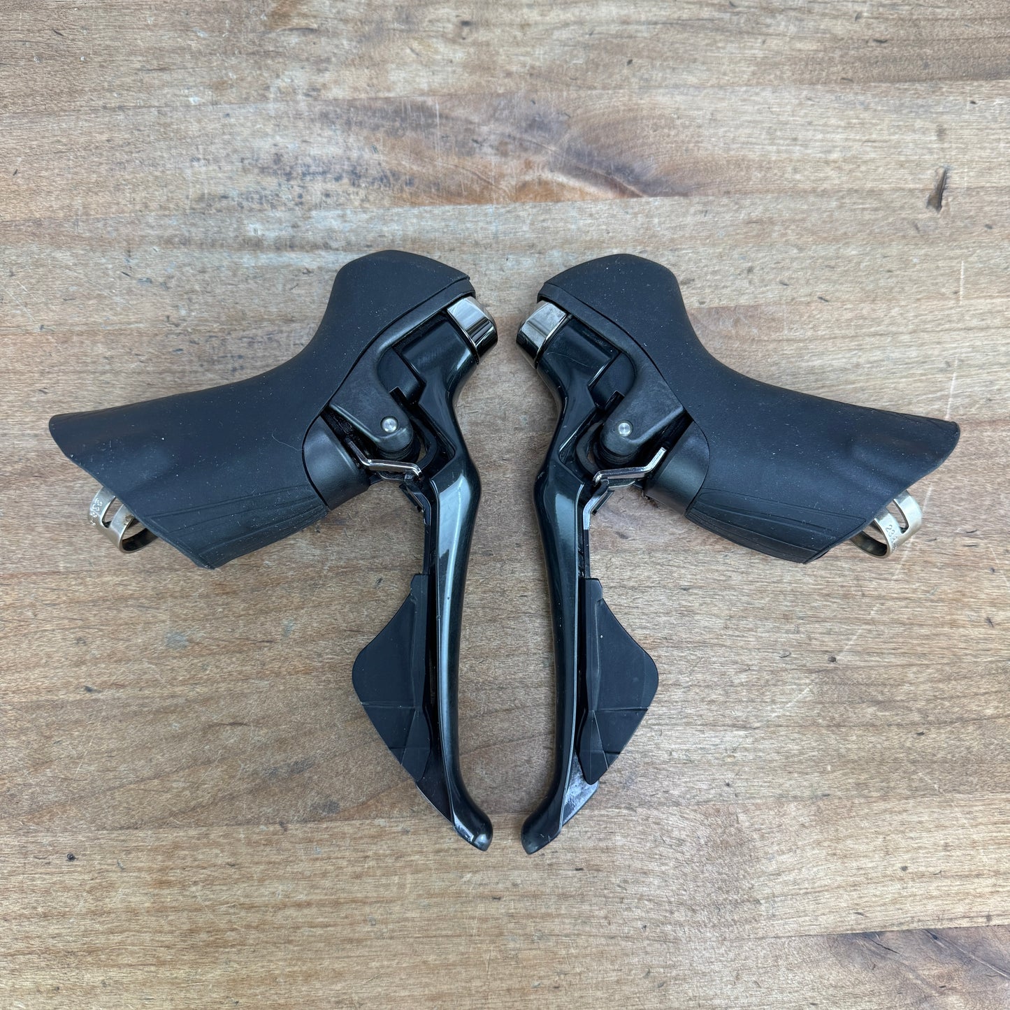 Shimano Ultegra ST-R8000 11-Speed Mechanical Shifters Rim Brake Levers 415g