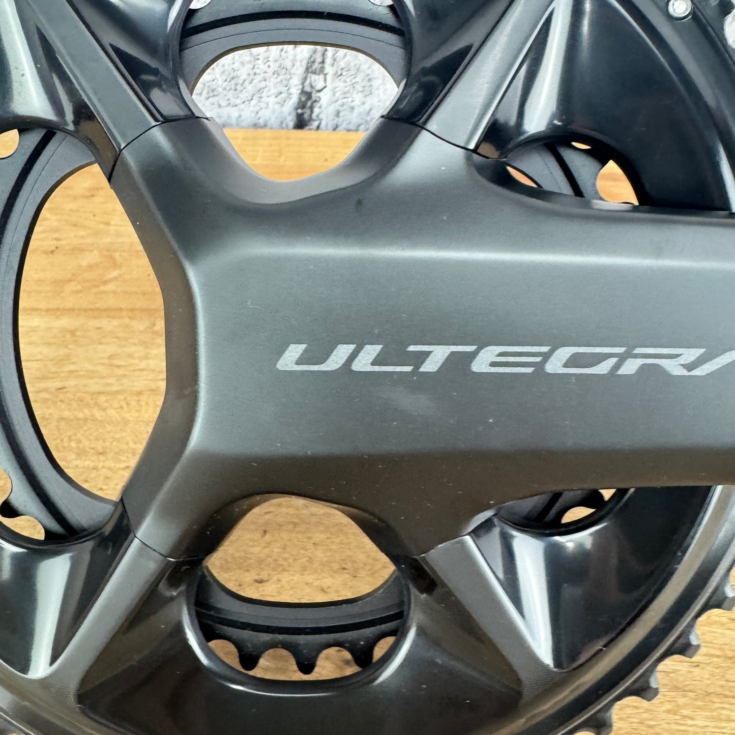 New Takeoff Shimano Ultegra FC-R8100 175mm 52/36t 12-Speed Crankset 24mm Spindle