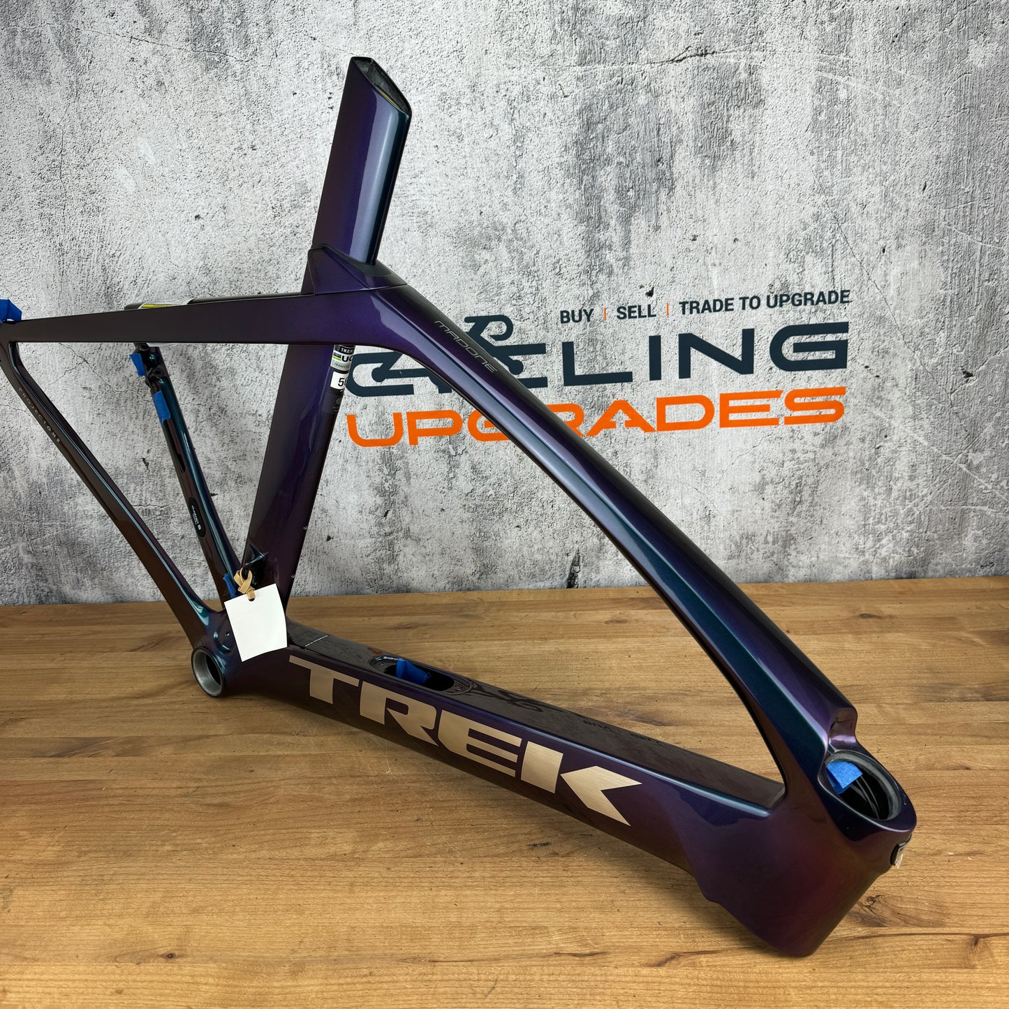 New! 2022 Trek Madone SLR Gen 6 56cm Carbon Disc Frameset 700c 