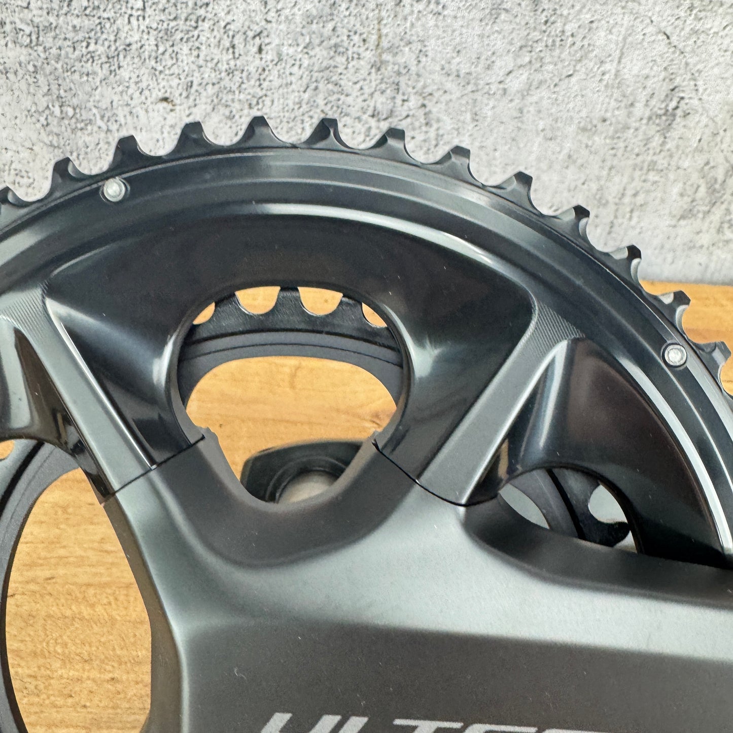 New Takeoff Shimano Ultegra FC-R8100 175mm 52/36t 12-Speed Crankset 24mm Spindle