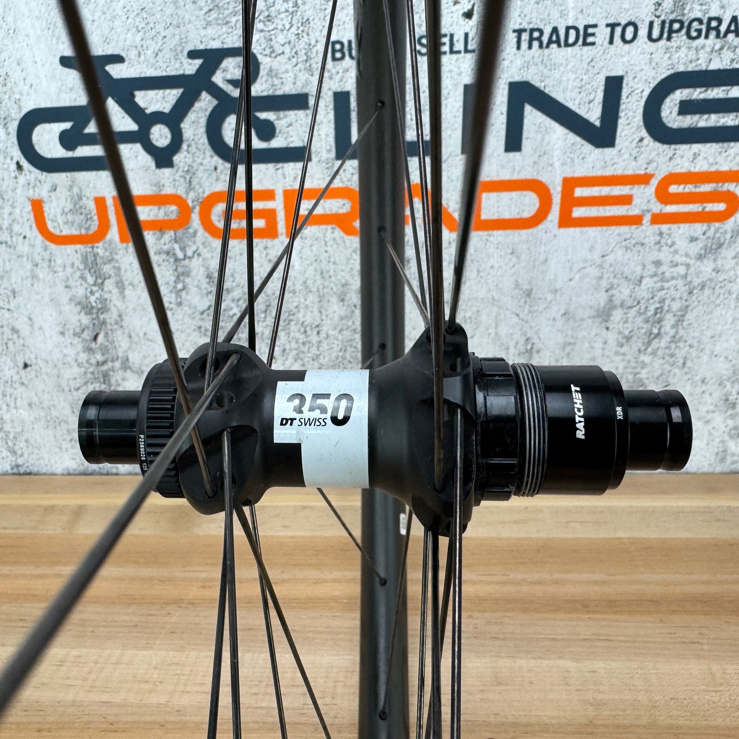 Roval Terra CL Carbon Tubeless Disc Gravel Wheelset 700c DT Swiss 350 1391g