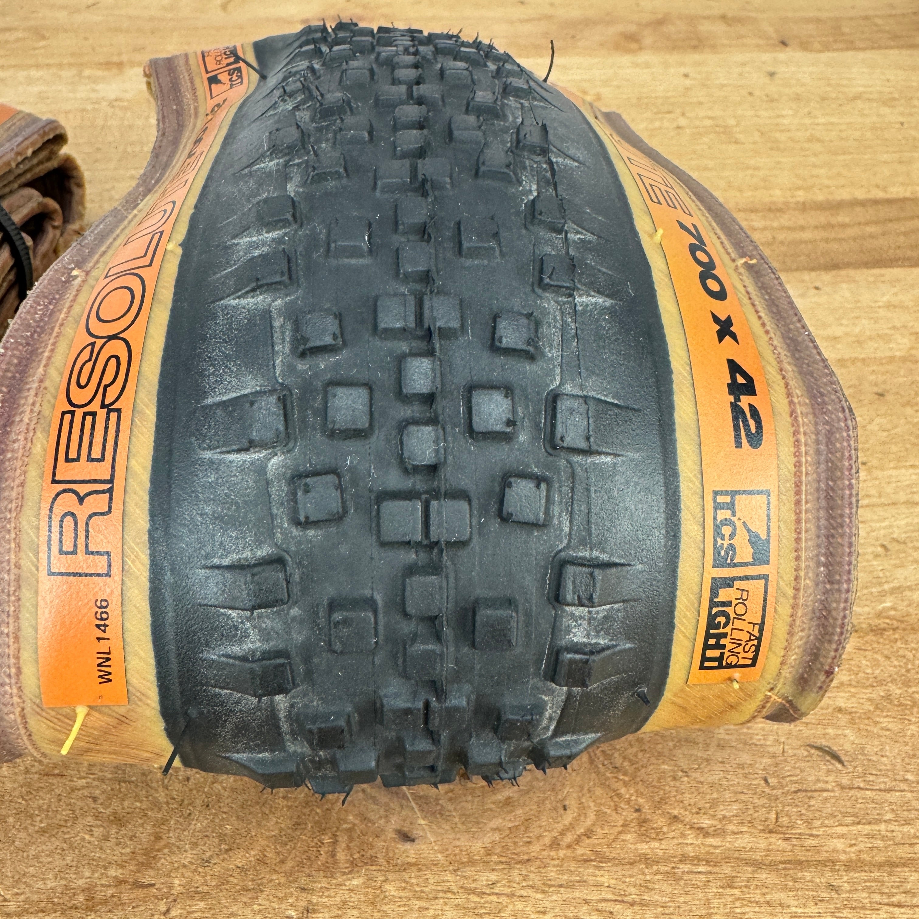 Low Mile Pair WTB Resolute 700c x 42mm Tanwall TCS Tubeless Gravel Bi CyclingUpgrades