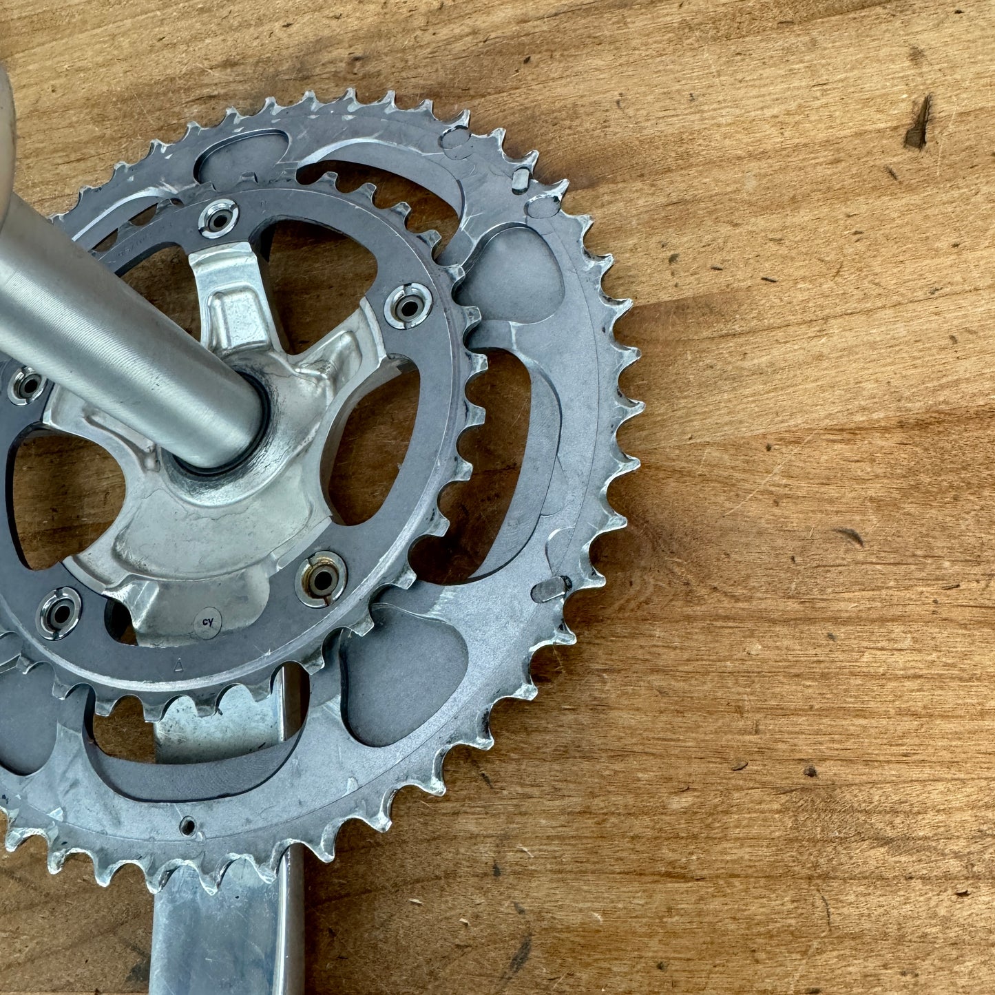 Shimano FC-R700 50/34t 9/10-Speed 172.5mm Alloy Crankset 24mm Spindle