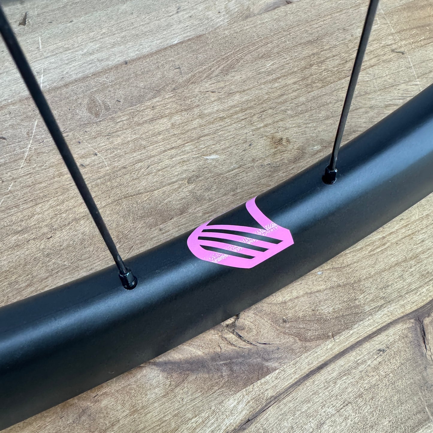 Jones 35 Gravel/All Road Carbon Tubeless Disc Brake Bike Wheelset 700c 1542g