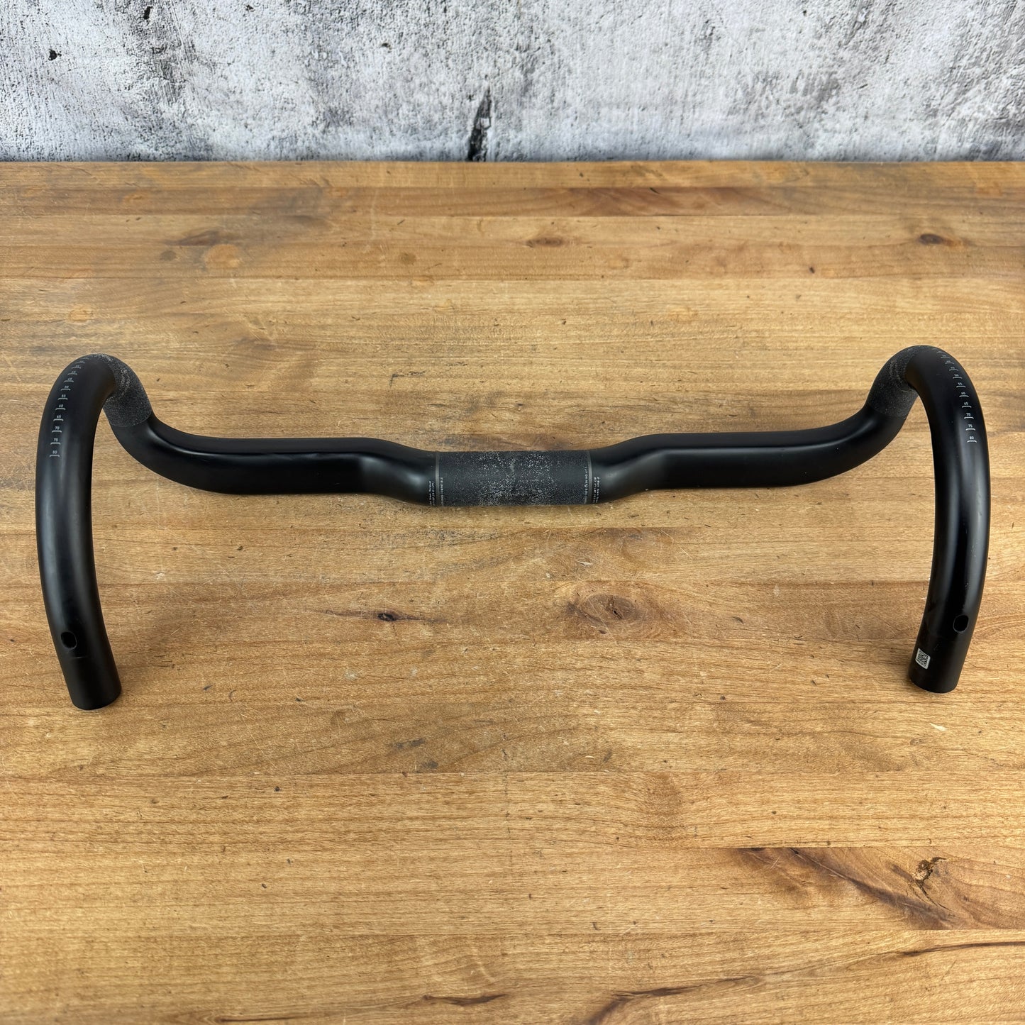 Specialized S-Works Hover Carbon 42cm 31.8mm 15mm Rise Bike Handlebar 199g