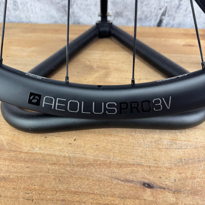 New! Bontrager Aeolus Pro 3V Boost 148mm Carbon Tubeless Wheelset 700c 1609g