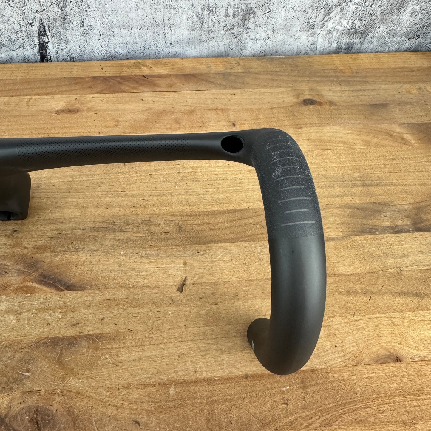 Low Mile! Roval Rapide Cockpit 42cm x 110mm 6 Degree Carbon Integrated Handlebar