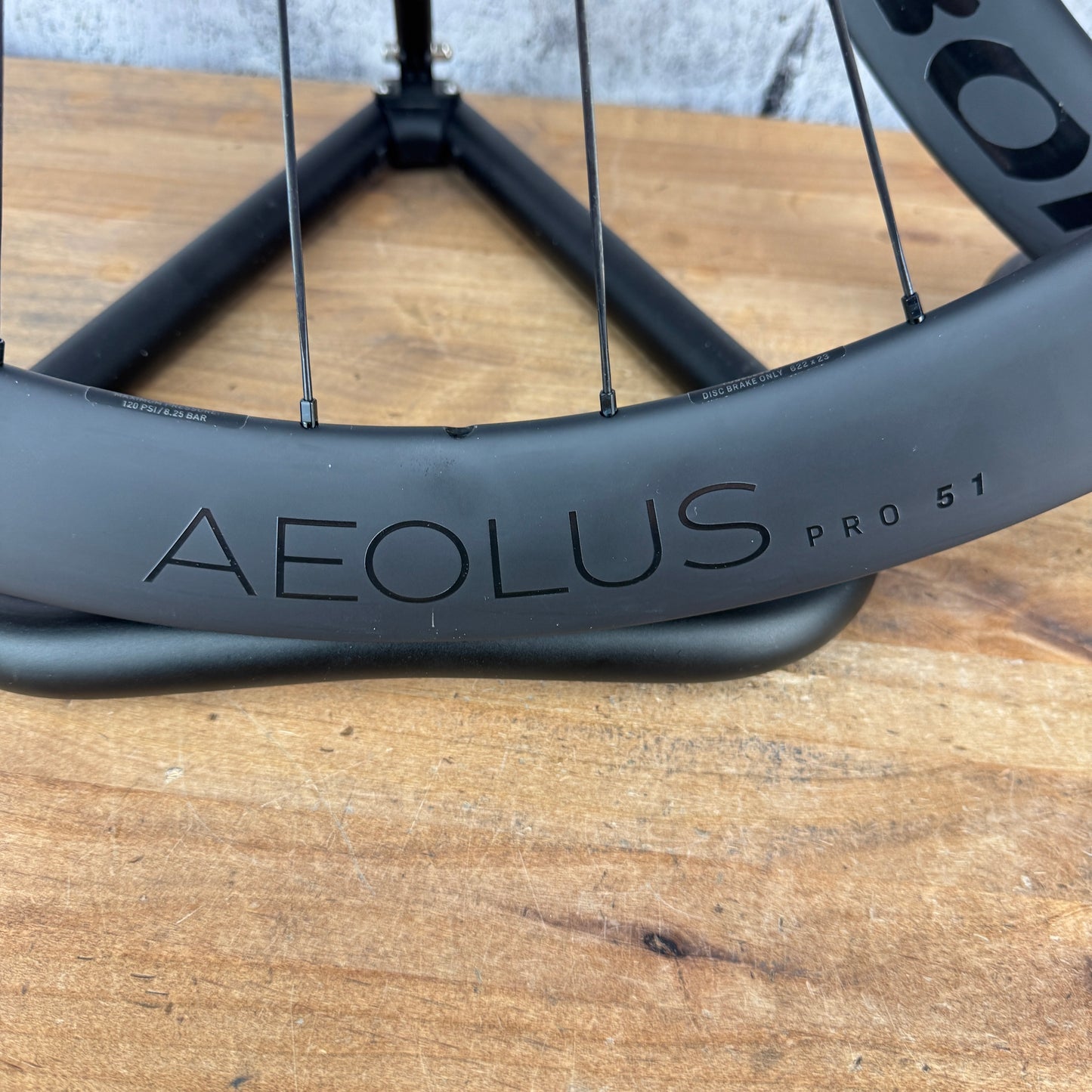 Ridden Once! Bontrager Aeolus Pro 51 Carbon Tubeless Disc Wheelset 700c 1767g