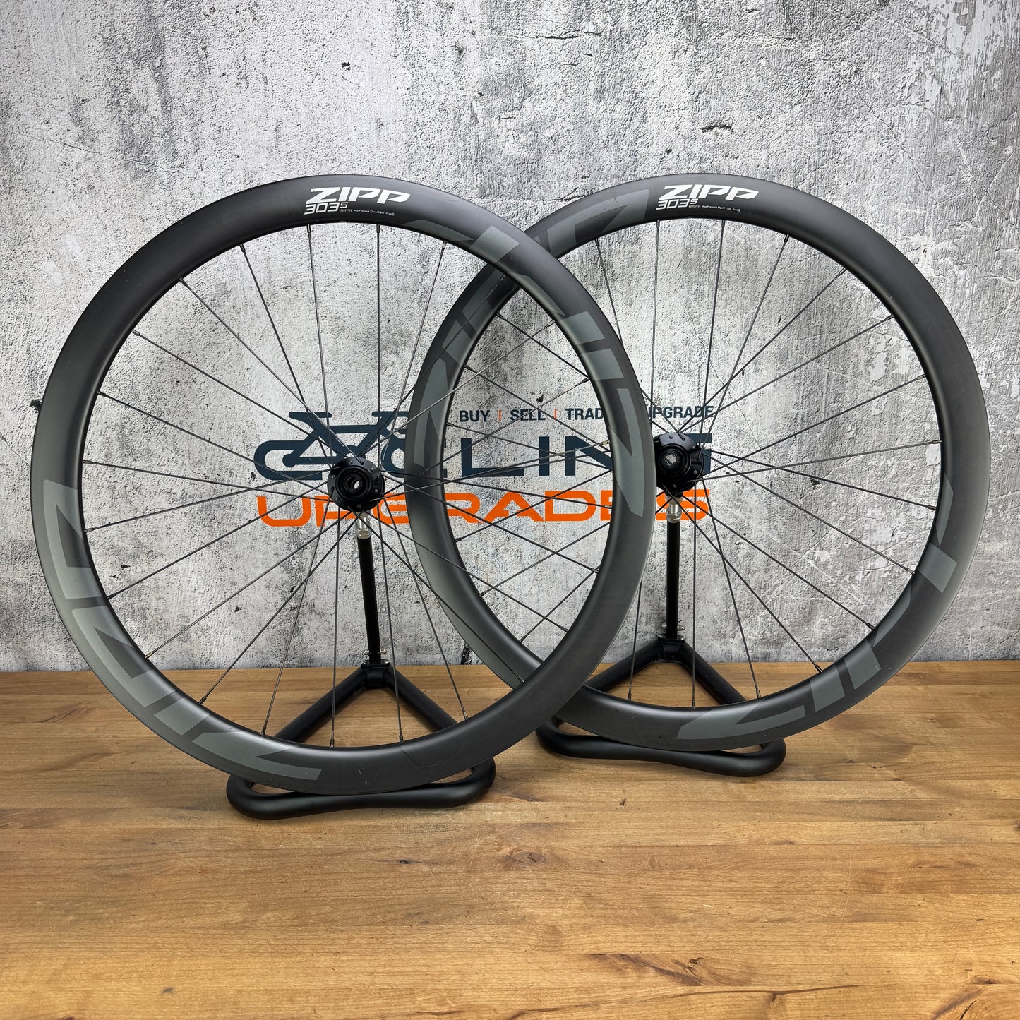 Zipp 303s 45mm Carbon Tubeless Hookless Disc Brake Bike Wheelset 700c 1534g