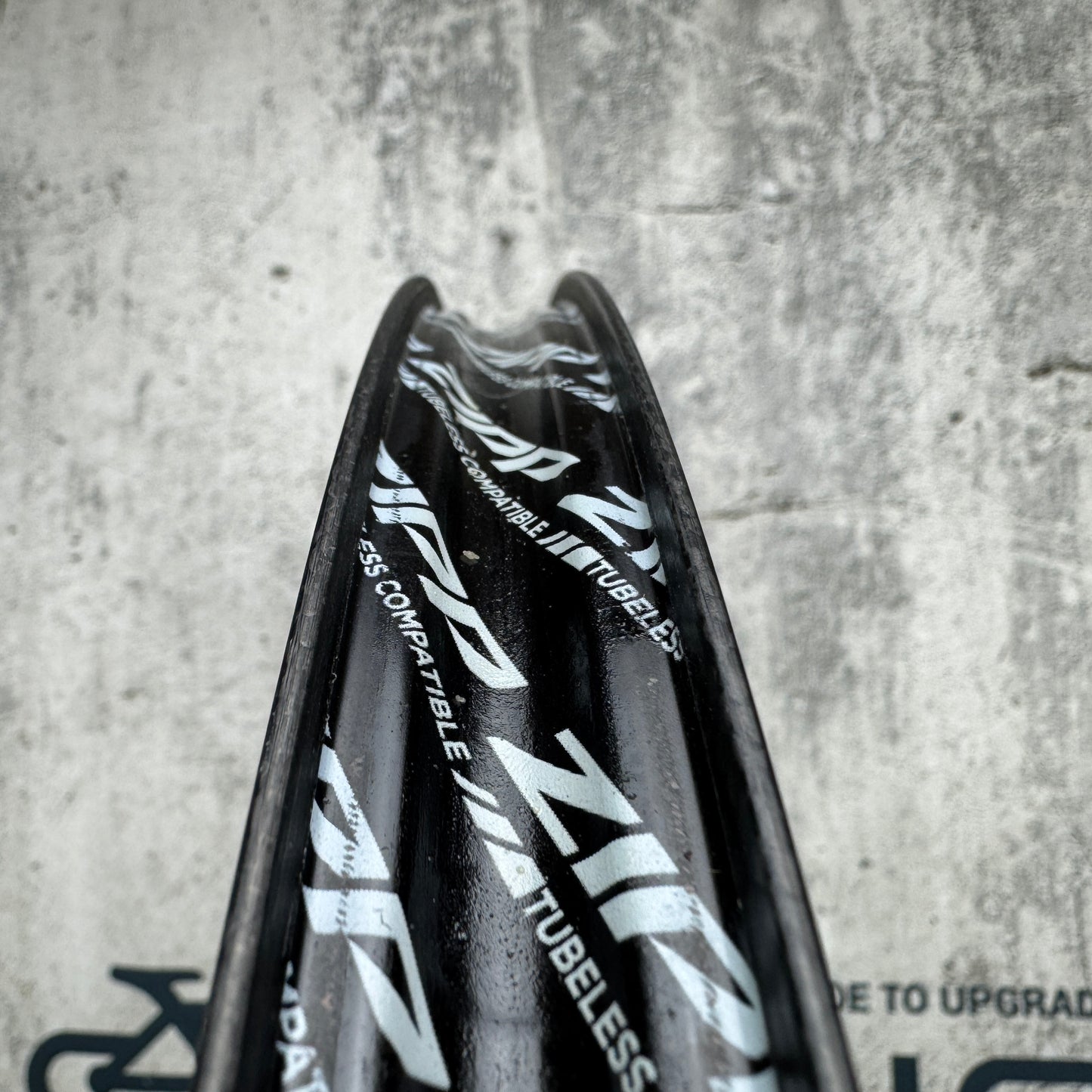 Zipp 303s 45mm Carbon Tubeless Hookless Disc Brake Bike Wheelset 700c 1534g