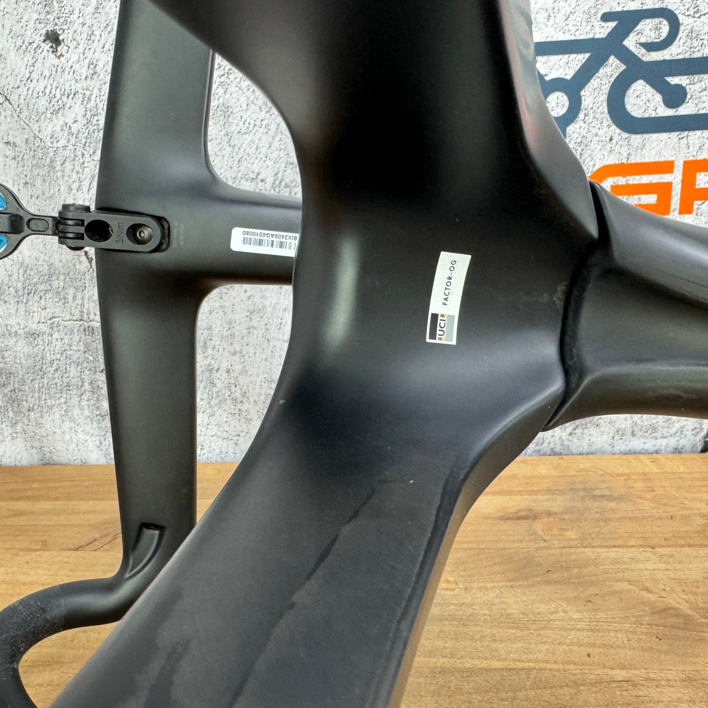 Mint! 2023 Factor Ostro Gravel Small 49cm Carbon Disc Frameset 700c Ceramicspeed