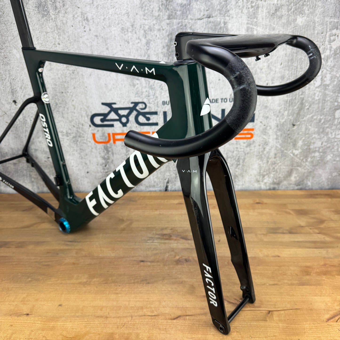 Mint! 2023 Factor Ostro VAM 56cm Carbon Disc Frameset 700c 2323g Ceramicspeed