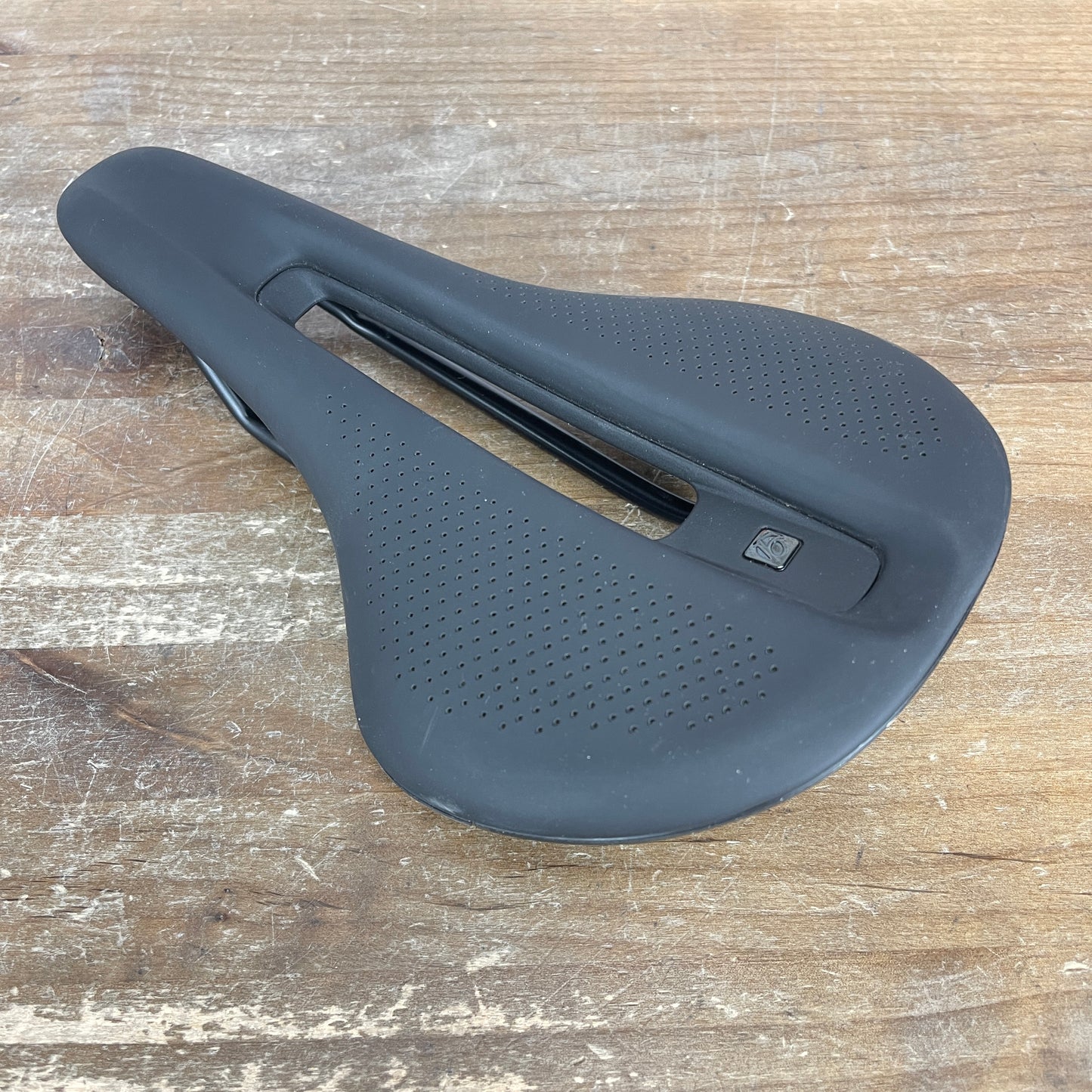 Bontrager Verse Elite 7x7mm Alloy Rails 155mm Road Bike Saddle 252g
